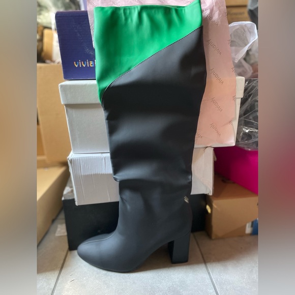 CLEARENCE - Picture 8 of 8